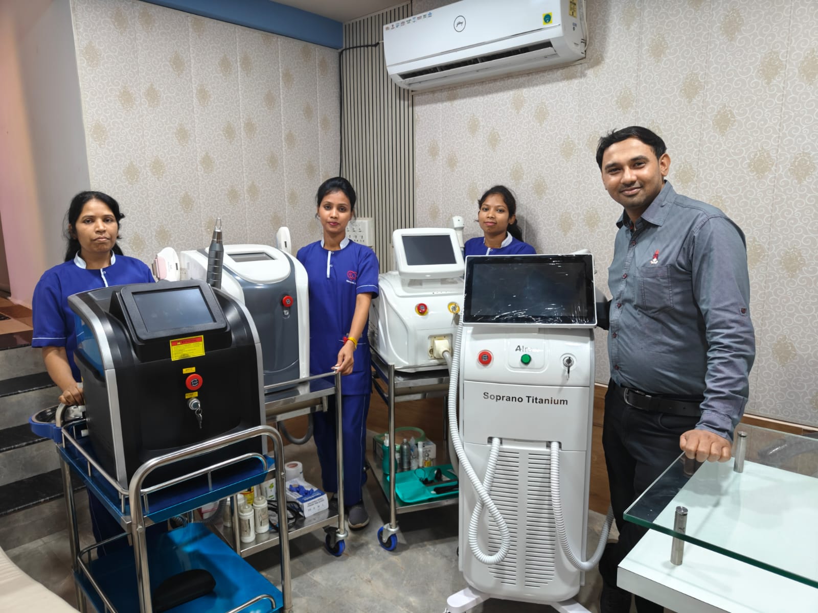 Advanced medical operation theater at Narayana Glow N Smile Clinic Ambikapur